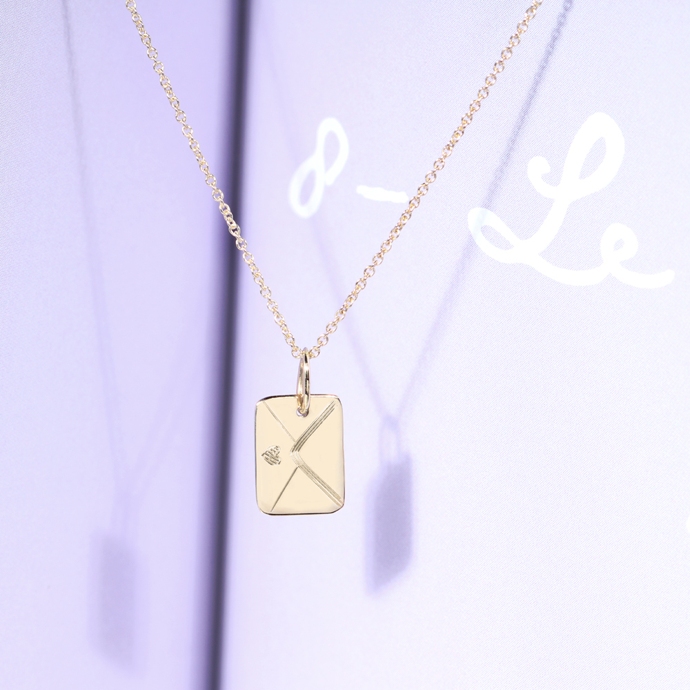 Rectangle pendant plate in yellow gold customized with letter envelope _ maschio gioielli milano (5)